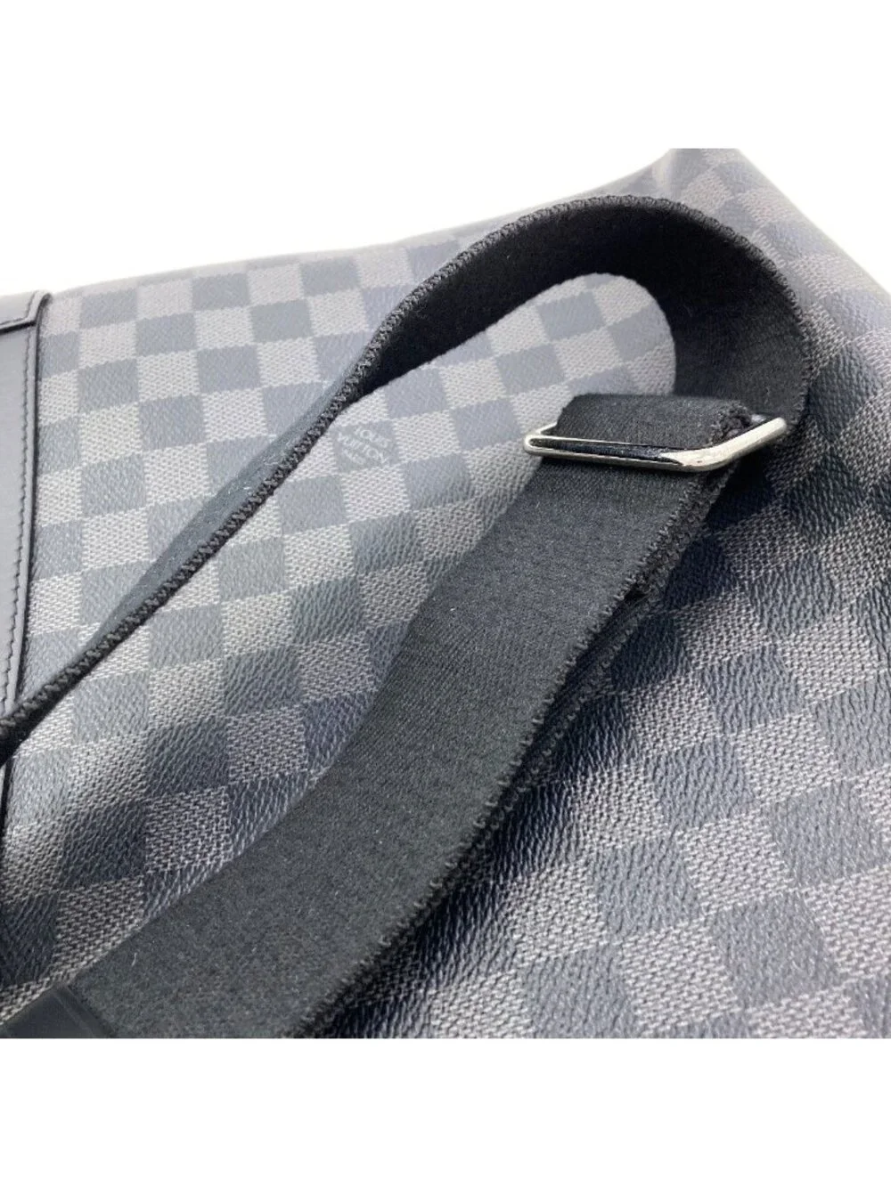 Louis Vuitton this authentic